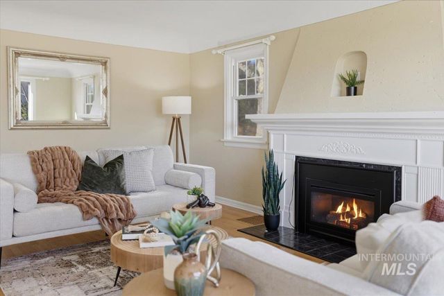 3205 W Crescent Rim Drive, Boise, ID 83706