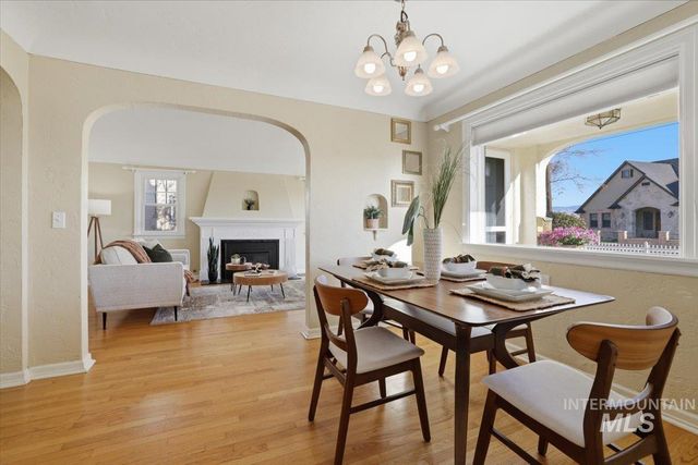 3205 W Crescent Rim Drive, Boise, ID 83706