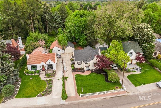 3205 W Crescent Rim Drive, Boise, ID 83706