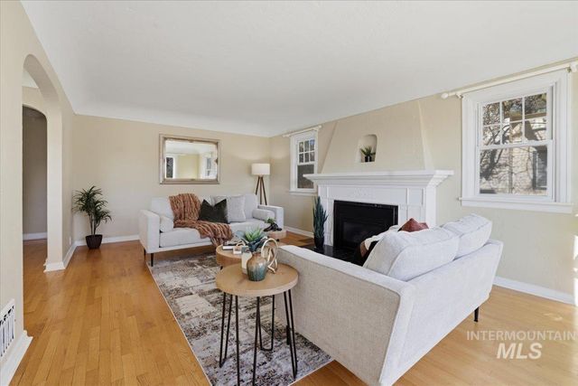 3205 W Crescent Rim Drive, Boise, ID 83706