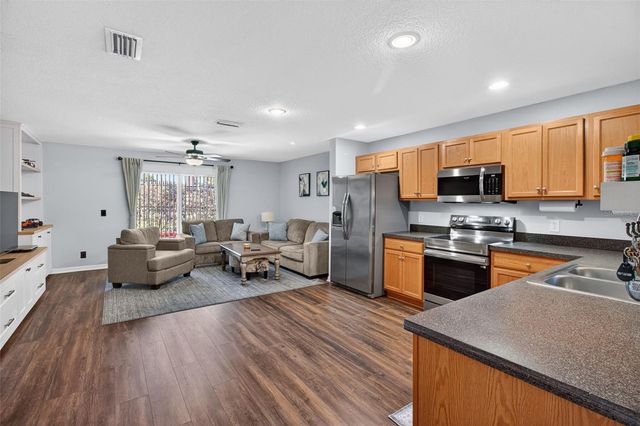 1967 SEARAY SHORE DRIVE, Clearwater, FL 33763