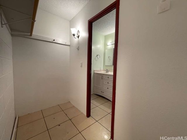 95-227 Waikalani Drive A1206, Mililani, HI 96789