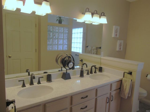 2428 Barcroft Court, Fort Wayne, IN 46804