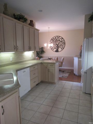 2428 Barcroft Court, Fort Wayne, IN 46804