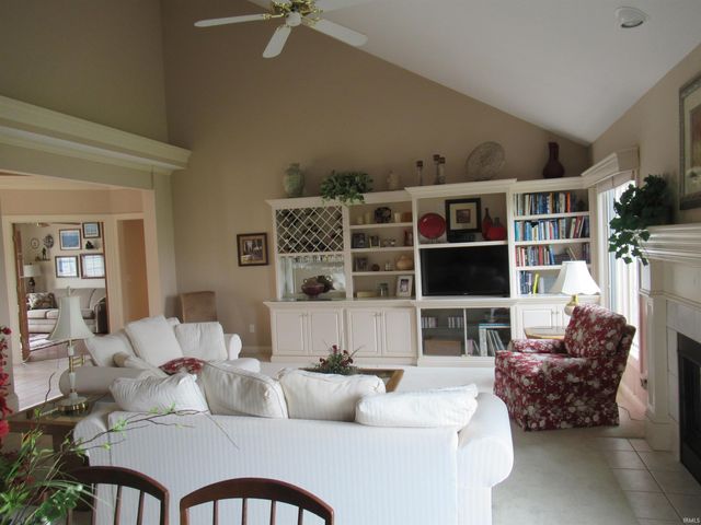 2428 Barcroft Court, Fort Wayne, IN 46804