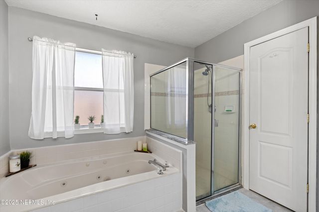 9768 CEDAR RIDGE Drive W, Jacksonville, FL 32221