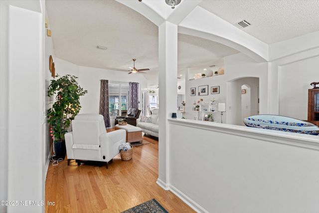 9768 CEDAR RIDGE Drive W, Jacksonville, FL 32221