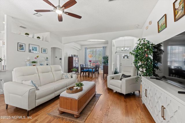 9768 CEDAR RIDGE Drive W, Jacksonville, FL 32221