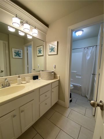 1903 W Countryside Lane, Rogers, AR 72758