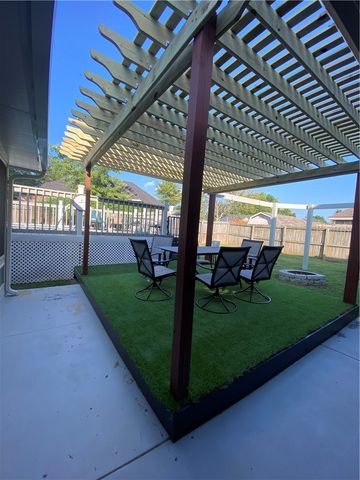 1903 W Countryside Lane, Rogers, AR 72758