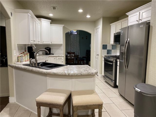 1903 W Countryside Lane, Rogers, AR 72758