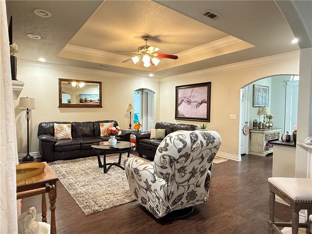 1903 W Countryside Lane, Rogers, AR 72758