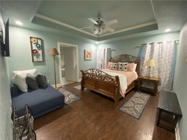 1903 W Countryside Lane, Rogers, AR 72758