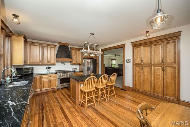 4241 Alt Road, Pacific, MO 63069