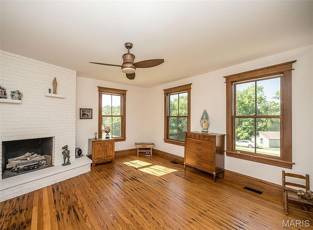 4241 Alt Road, Pacific, MO 63069