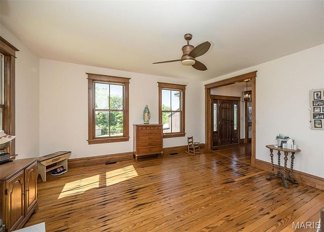 4241 Alt Road, Pacific, MO 63069