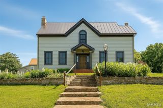 4241 Alt Road, Pacific, MO 63069