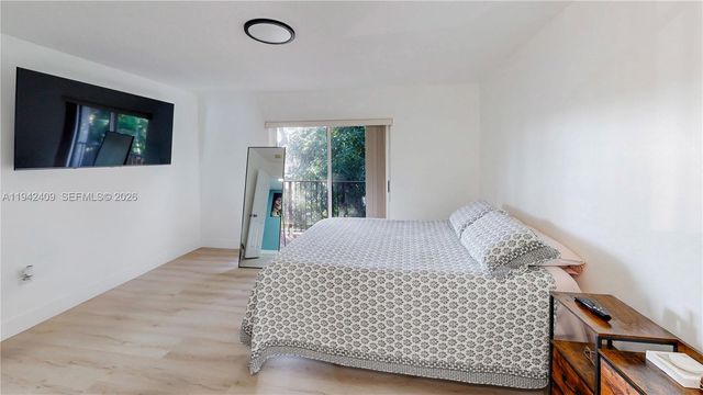 10210 SW 154th Pl 111-8, Miami, FL 33196