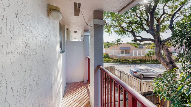 10210 SW 154th Pl 111-8, Miami, FL 33196