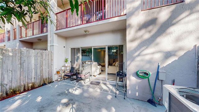 10210 SW 154th Pl 111-8, Miami, FL 33196