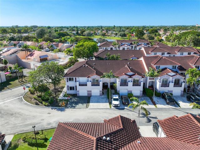 10210 SW 154th Pl 111-8, Miami, FL 33196