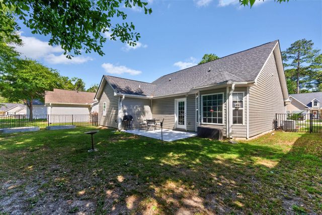 137 Robert Conway Ct., Georgetown, SC 29440