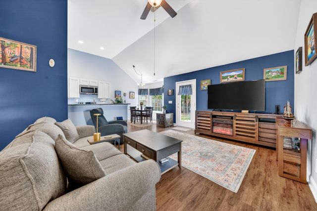 137 Robert Conway Ct., Georgetown, SC 29440