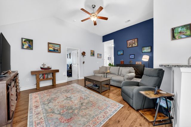 137 Robert Conway Ct., Georgetown, SC 29440