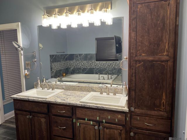 1353 Cedar Trail Ave, Zachary, LA 70791