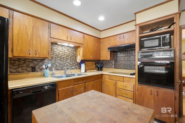 601 E 7th Street, Bay Minette, AL 36507