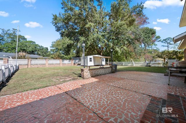 601 E 7th Street, Bay Minette, AL 36507