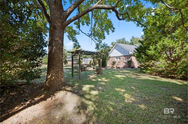 601 E 7th Street, Bay Minette, AL 36507