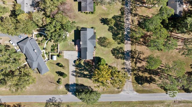 601 E 7th Street, Bay Minette, AL 36507