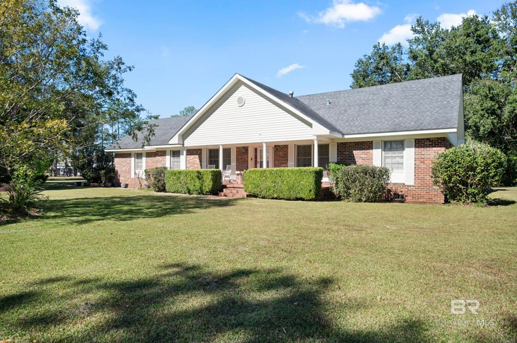 601 E 7th Street, Bay Minette, AL 36507