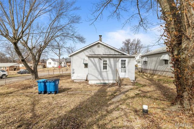 6546 Joseph Avenue, St Louis, MO 63133