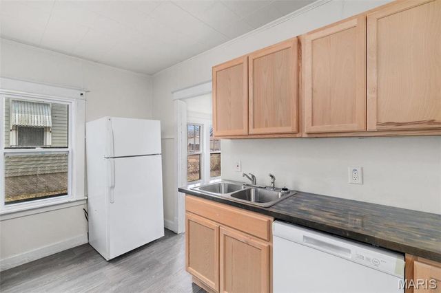 6546 Joseph Avenue, St Louis, MO 63133