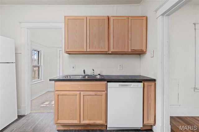 6546 Joseph Avenue, St Louis, MO 63133