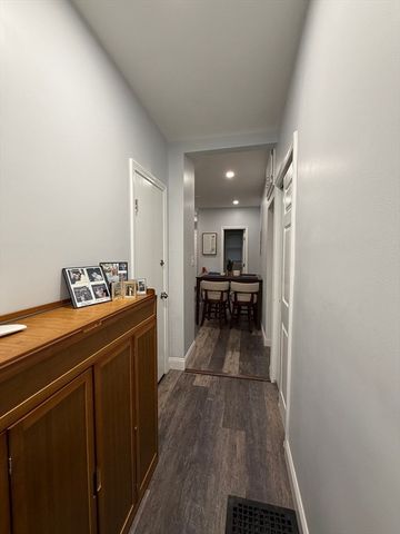 10 Rockwell Ter 1, Malden, MA 02148
