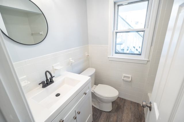 10 Rockwell Ter 1, Malden, MA 02148