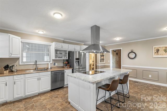 4267 County Home Road, Conover, NC 28613