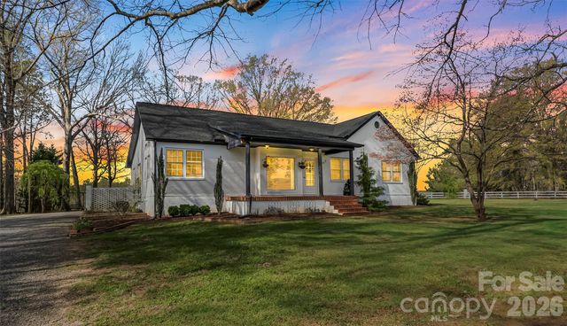 4267 County Home Road, Conover, NC 28613