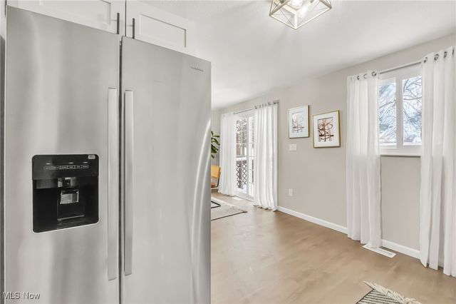 1028 Sherwood Drive, Macedonia, OH 44056