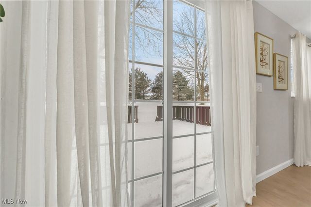 1028 Sherwood Drive, Macedonia, OH 44056