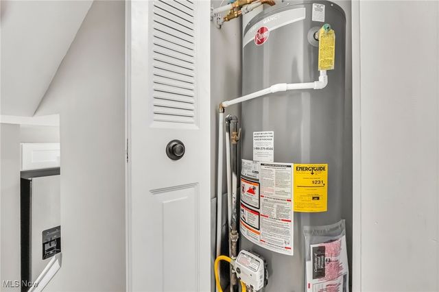 1028 Sherwood Drive, Macedonia, OH 44056