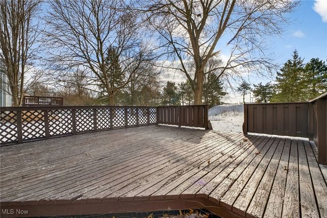 1028 Sherwood Drive, Macedonia, OH 44056