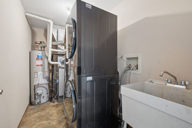 1404 Carriage Lane, Bolingbrook, IL 60490