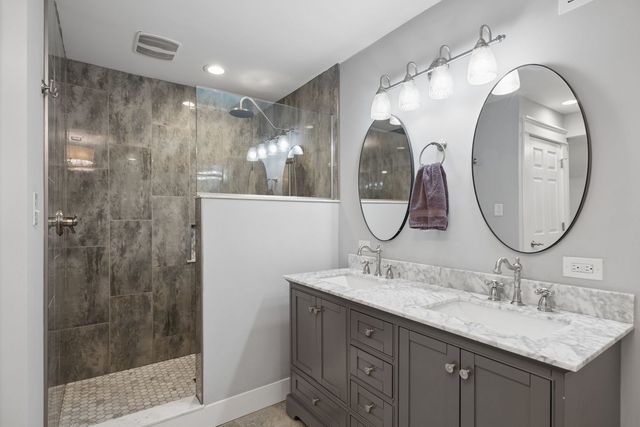 1404 Carriage Lane, Bolingbrook, IL 60490