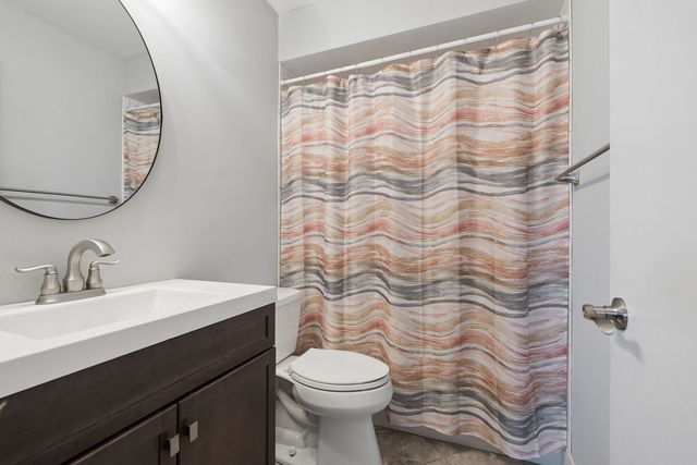 1404 Carriage Lane, Bolingbrook, IL 60490