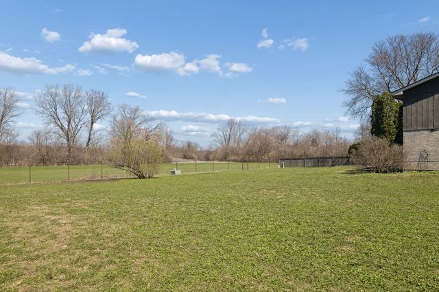 1404 Carriage Lane, Bolingbrook, IL 60490