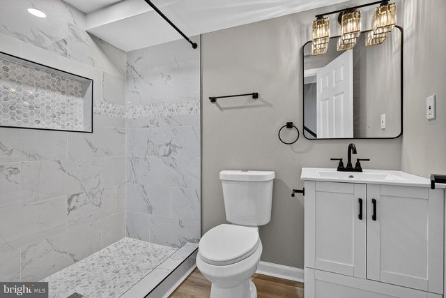 2820 AUCHENTOROLY TER, Baltimore, MD 21217